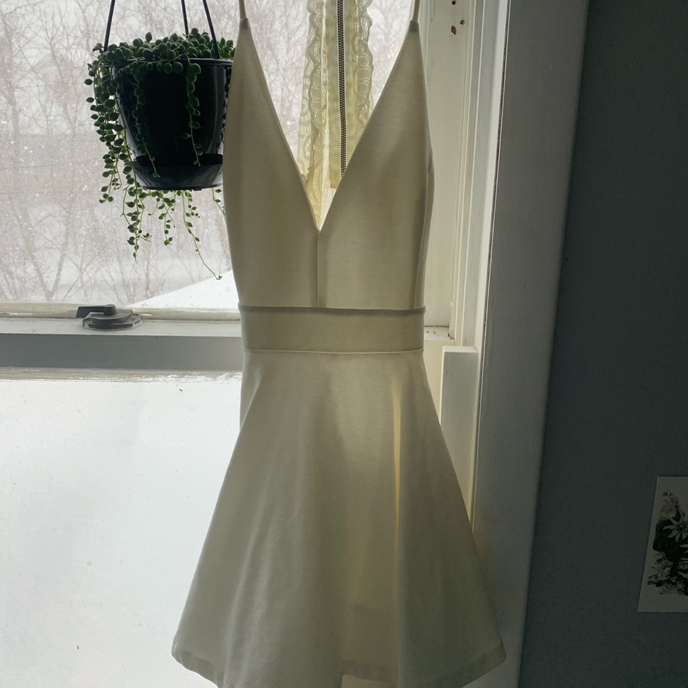 Windsor off white formal dress size small